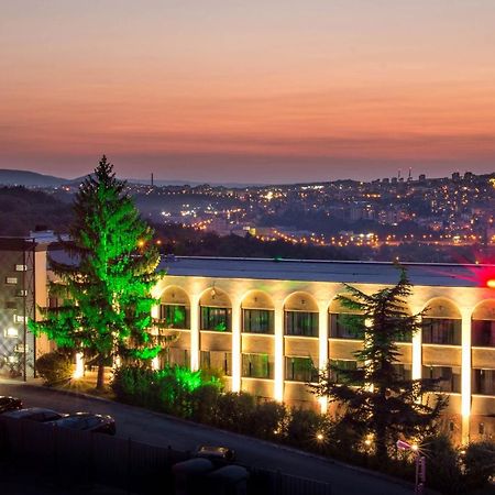 Park Hotel Raya Garden Veliko Tarnovo Kültér fotó